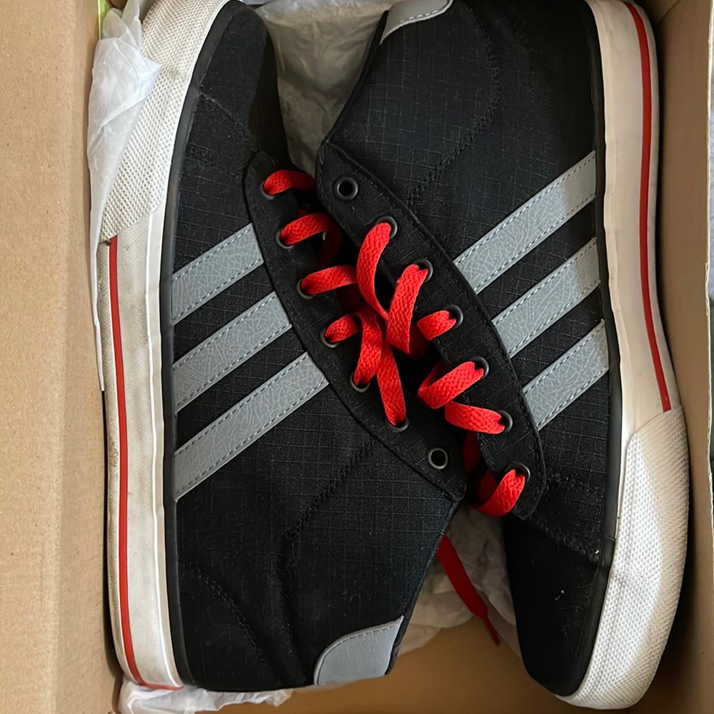 Adidas Neo sneakers